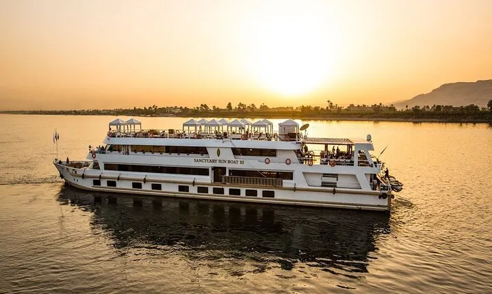 8 Days Sailing Nile Cruise from Luxor to Aswan Back to Luxor