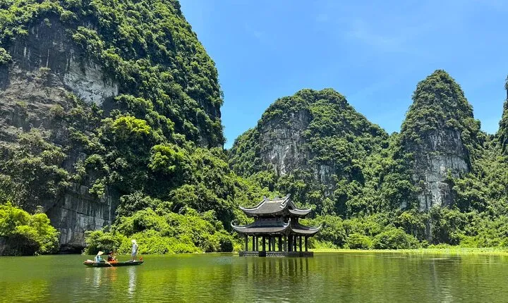 Luxurious Ninh Binh Day Tour -Small Group: Bich Dong and Trang An