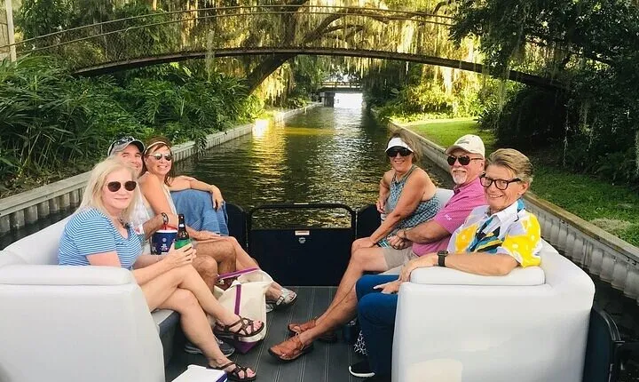 2 Hour Historical Wildlife Tour of the Chain of Lakes