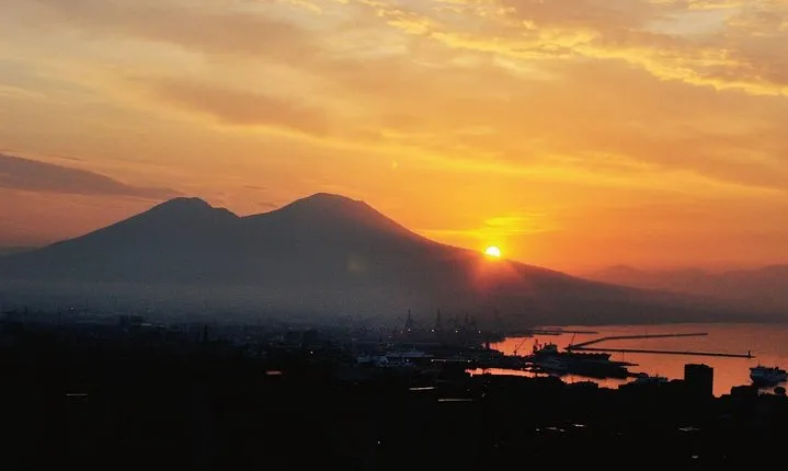 Half-day Shore Tour to Mount Vesuvius (2 hours)