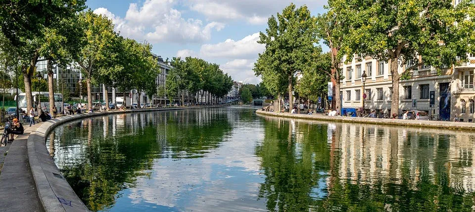 Cruise on Canal Saint-Martin and Seine River from La Villette Park