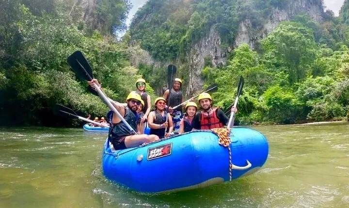 Tour to Río Claro and La Caverna del Cóndor