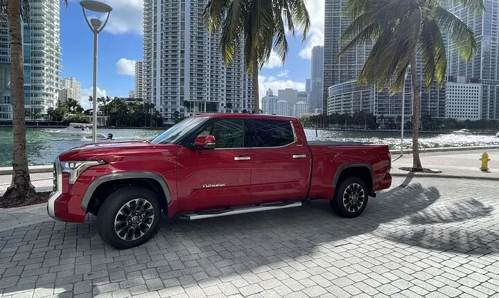 Private Miami City Sightseeing Tour In A Luxury Truck
