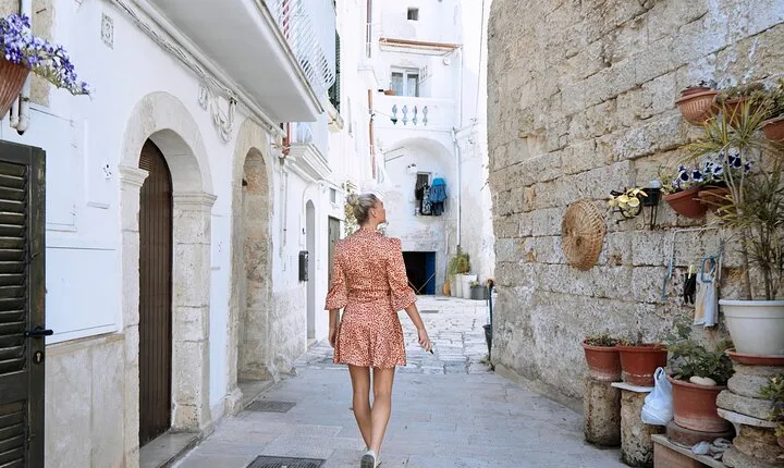 Monopoli City Walk Tour