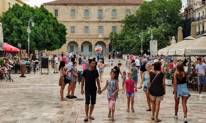 Nafplio and Nemea Private Wine-Tasting Tour with Pro Photography