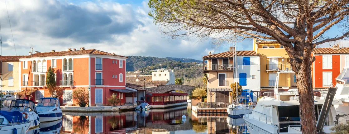 Saint Tropez and Port Grimaud shared tour from Nice