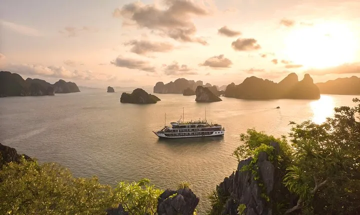 Halong Bay - Le Journey Cruises - All Inclusive 2D1N & 3D2N