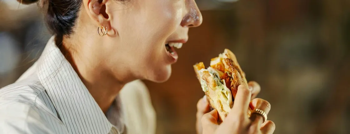 South Beach food tour with 3 tastings and Cuban sandwich in Miami