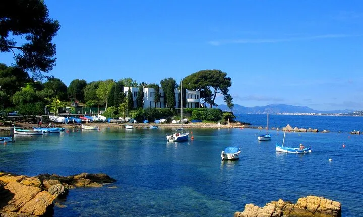 Private Day Tour - French Riviera, 8h Excursion to customize