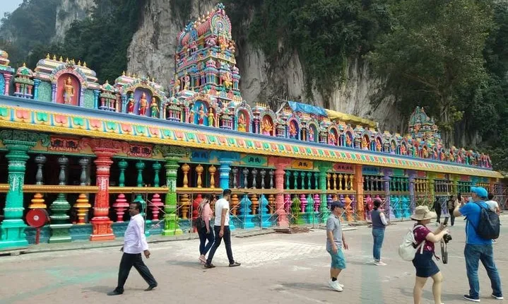 Country & Batu Cave Half Day Tour (SIC - Join In Tour)