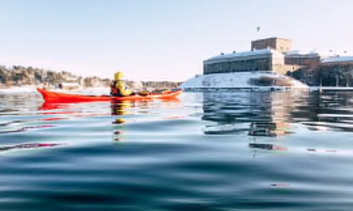 Stockholm: Winter Kayaking, Swedish Fika and hot Sauna Experience