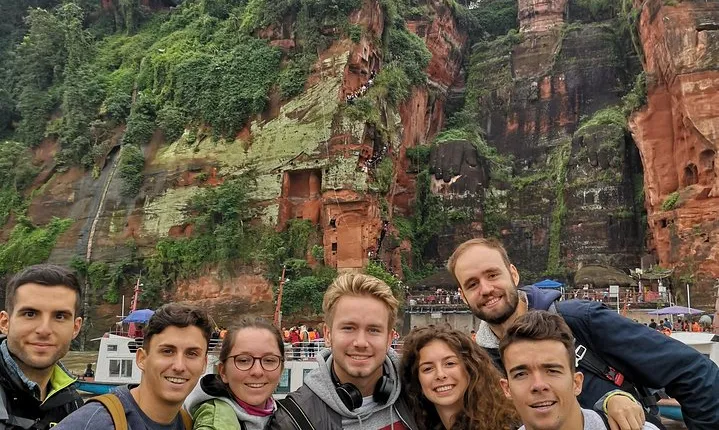 Exclusive Private Day Tour with Giant Pandas and Leshan Buddha