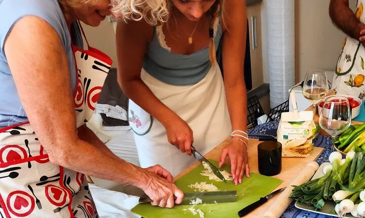 Private Florence Market Tour and Pasta Making Class with Cinzia