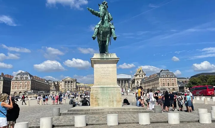 Visit of the Palace of Versailles
