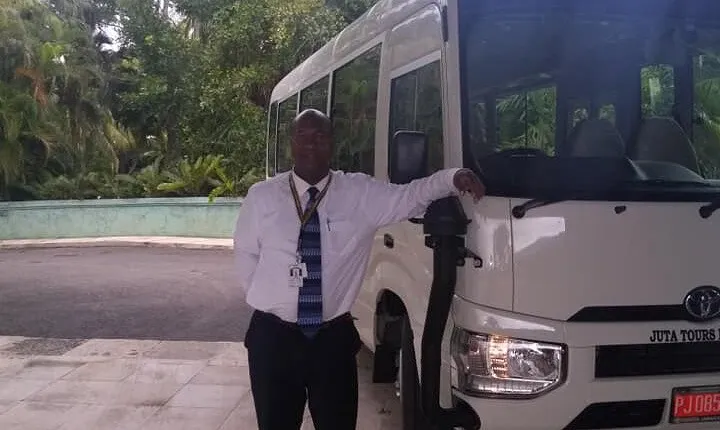 Private Transfer from Ocho Rios to Sangster Airport MBJ