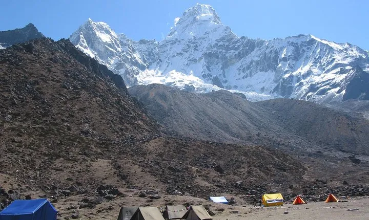13 Days Amadablam Base Camp Trekking,