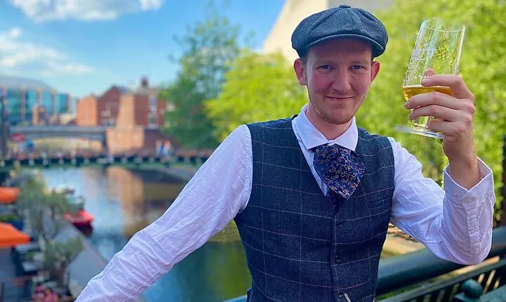 Birmingham Gangs Nighttime Historical Walking Tour with Pub Stops