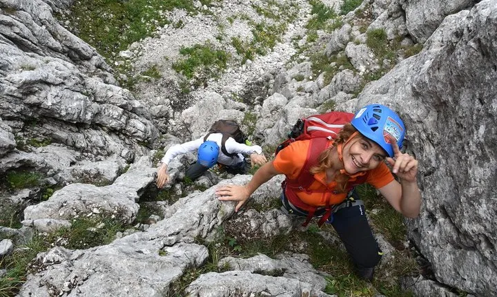 One day hiking on the spectacular trails of "Piatra Craiului"-group price