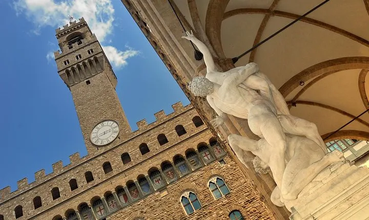 Private All-inclusive Florence Wonders Walking Tour with Uffizi Gallery