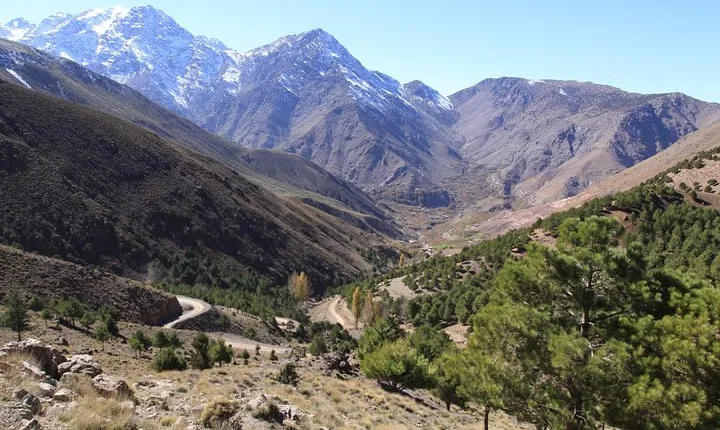 Atlas Mountains and Three Valleys: Guided Day Excursion from Marrakech
