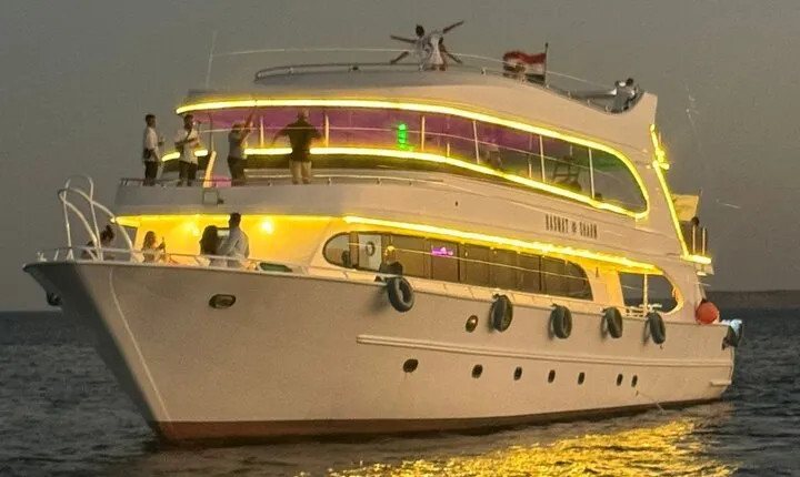 Dinner Cruise and Belly Dancer Party in Sharm El Sheikh