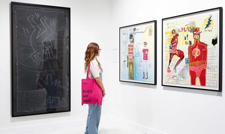 Small Group Moco Museum Barcelona: Skip the line Art Tour 