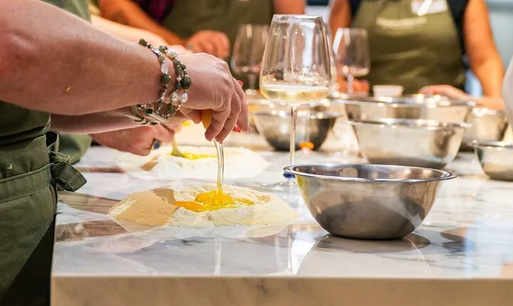 Pasta and Tiramisu Making Class with Fine Italian Wine in Rome