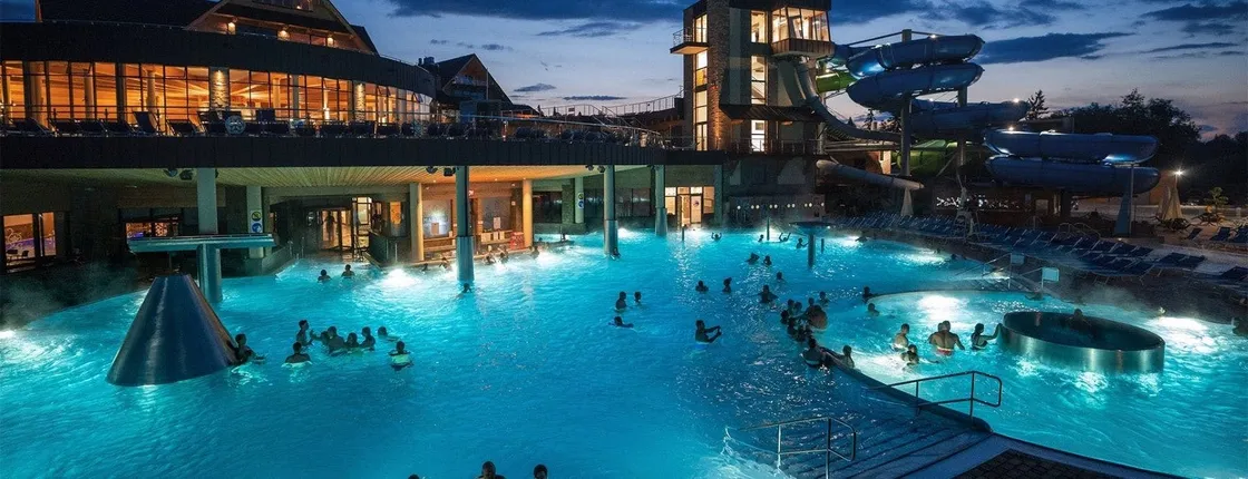 Krakow to Zakopane Chochołow Thermal Baths roundtrip transfer