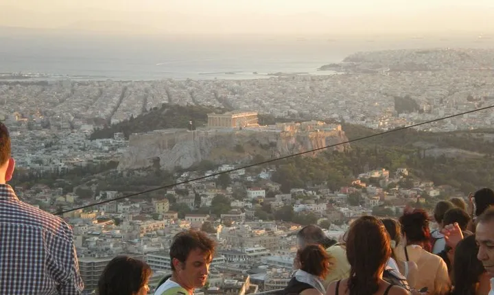 Athens Half Day Private Tour (up to 15 in a luxurious Mercedes Minibus)