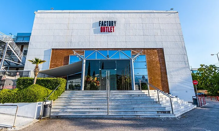 Factory Outlet of Piraeus Private Shopping Tour
