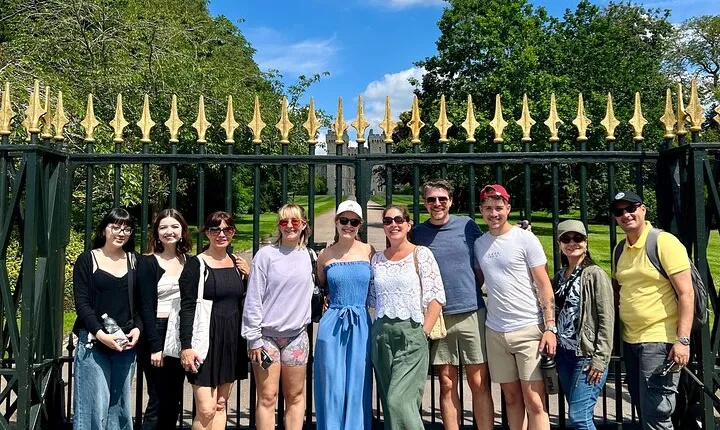 Windsor Daily Town Walking Tour - 11am & 2pm