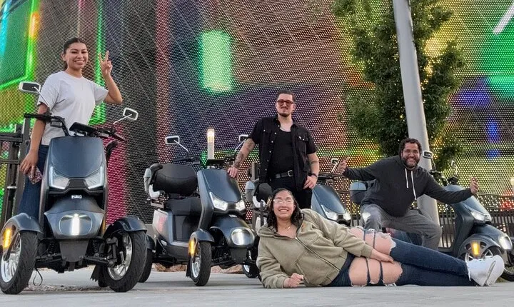 Scooter Tour of the Las Vegas Strip