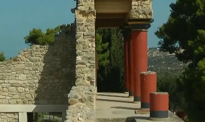 Guided Tour to Knossos Palace & Heraklion