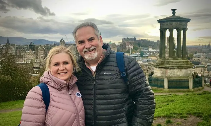 Edinburgh Custom Private Tour with a Local, see the city unscripted