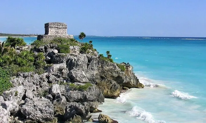  Private Tour to Tulum Ruins and Cenotes 