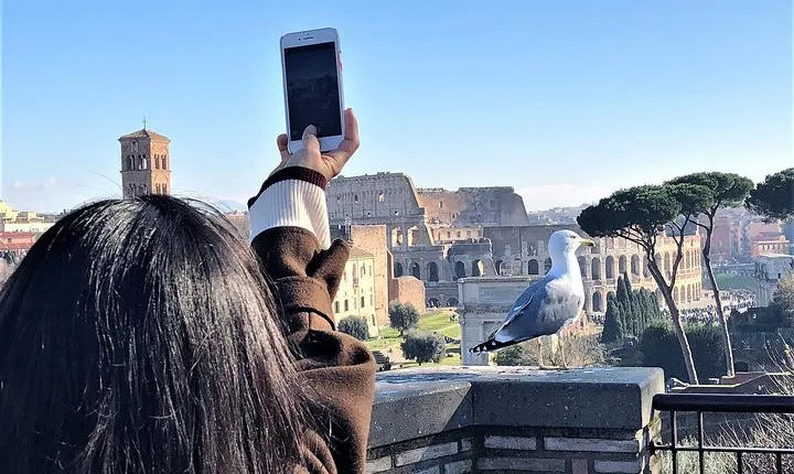 WOW Tour: Coliseum, Vatican, Squares, Luxury Car, Tickets, Lunch