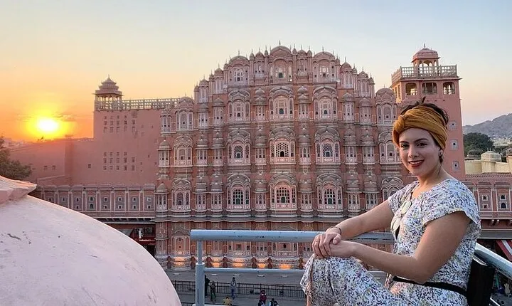From Delhi: Private Jaipur Tour by Car - All Inclusive