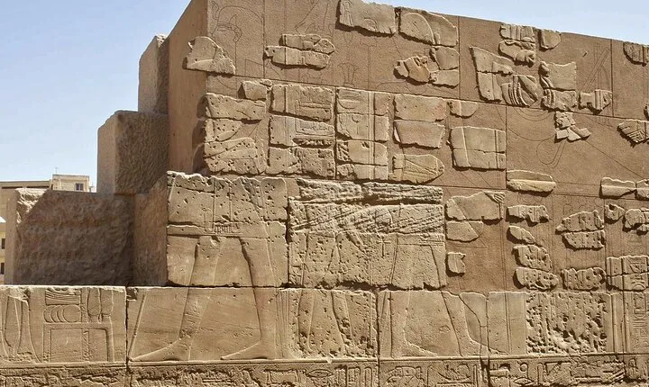 Best Of All 4 Nights Nile Cruise Luxor to Aswan From Luxor With Balloon & Tours