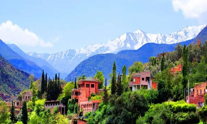 Marrakech: Atlas Mountains and Berber Villages & Waterfalls Tour