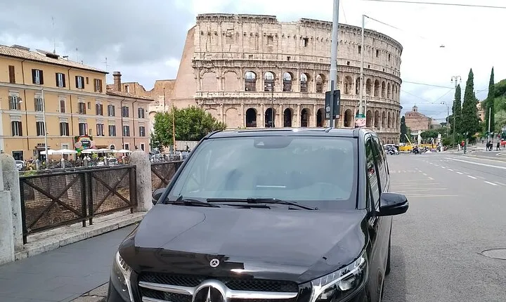 Rome Airport Luxury Minivan Transfer