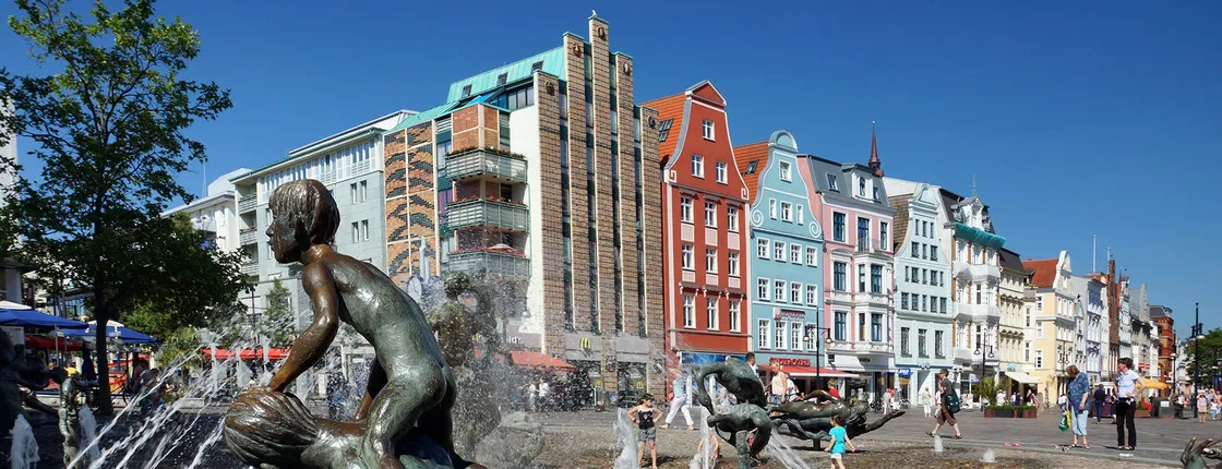Guided tour through Rostock