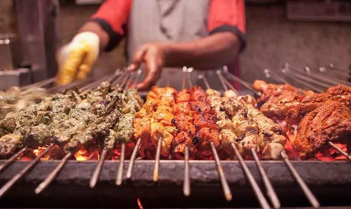 Experience Mumbai Street Food Tour