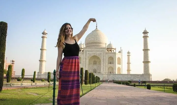 Taj Mahal & Agra City Tour from Delhi by Fastest Train in India