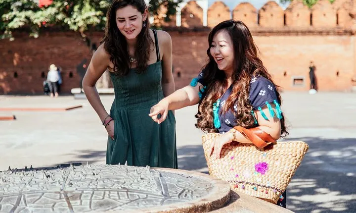 Highlights & Hidden Gems With Locals: Best of Chiang Mai Private Tour