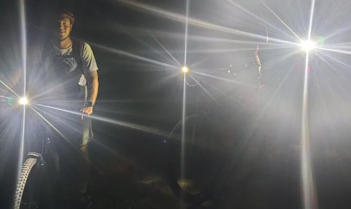 Night Tour with Music Experience on the Beach in Capoliveri
