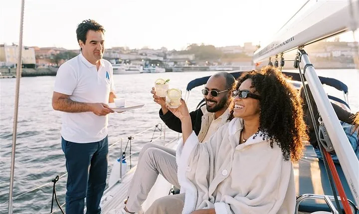 Porto: Sunset or Daytime, Charming Sailboat Cruise on the Douro River
