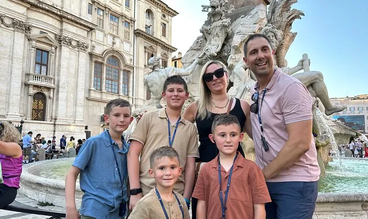 Trevi Fountain and Rome City Centre Private Tour with Francesca