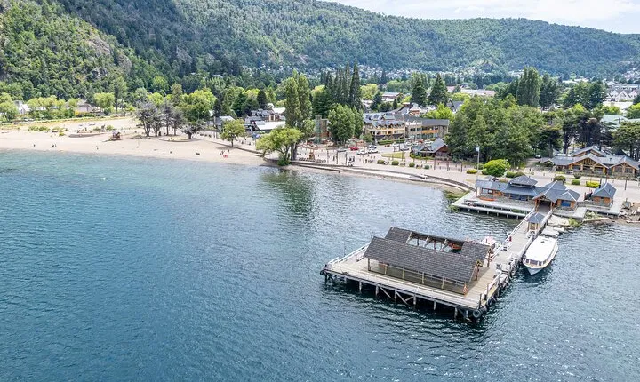 San Martin de los Andes by Seven Lakes Road from Bariloche