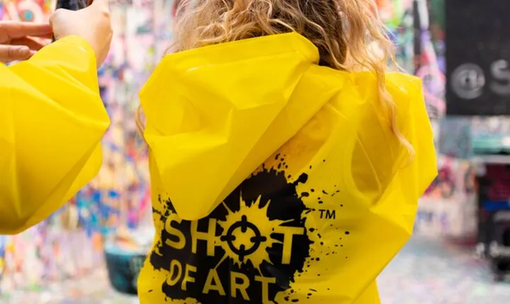 Shooting and Spinning Art Class in Los Angeles