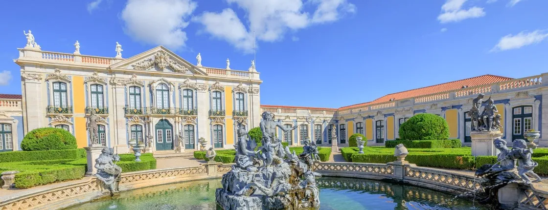 Royal palaces private tour from Lisbon